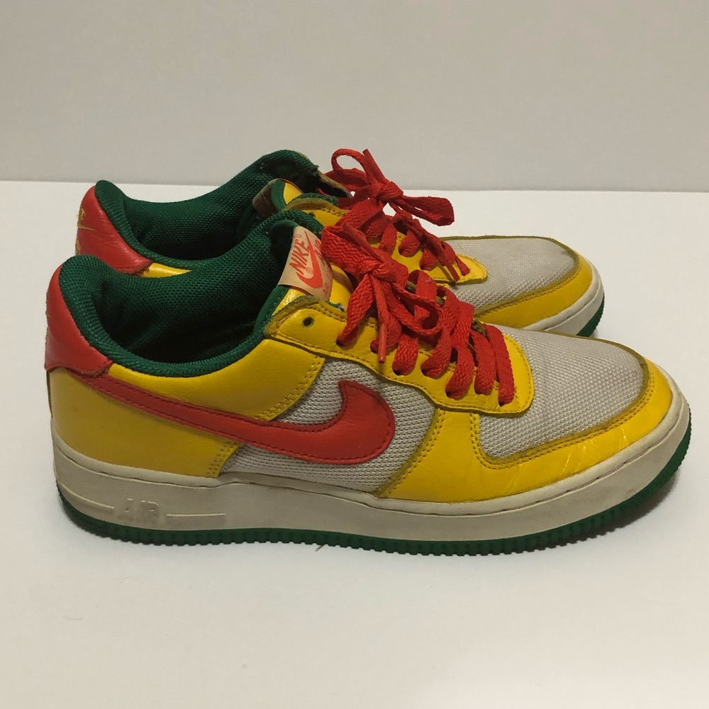 Nike Air Force 1 Carnival.
